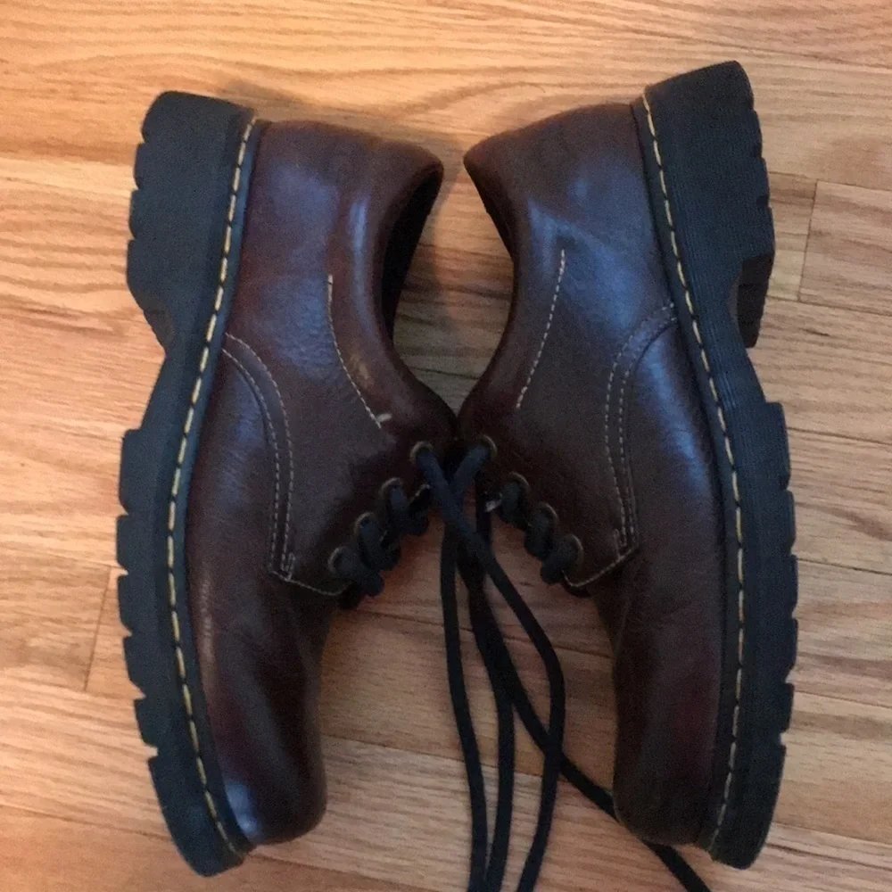 DR Martens Men’s Oxford Shoes Size 12 Brown Leather Excellent Preowned Condition
